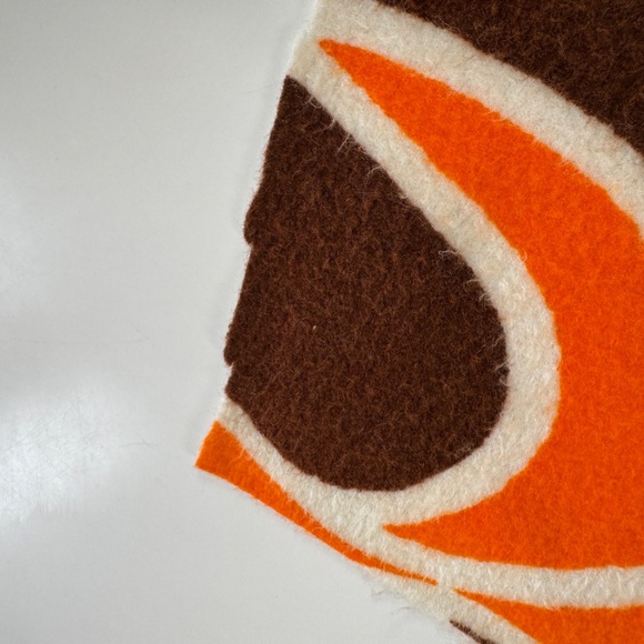 Vintage 60s blanket, sides cut, groovy orange and brown fleece remnant - Picture 4 of 9